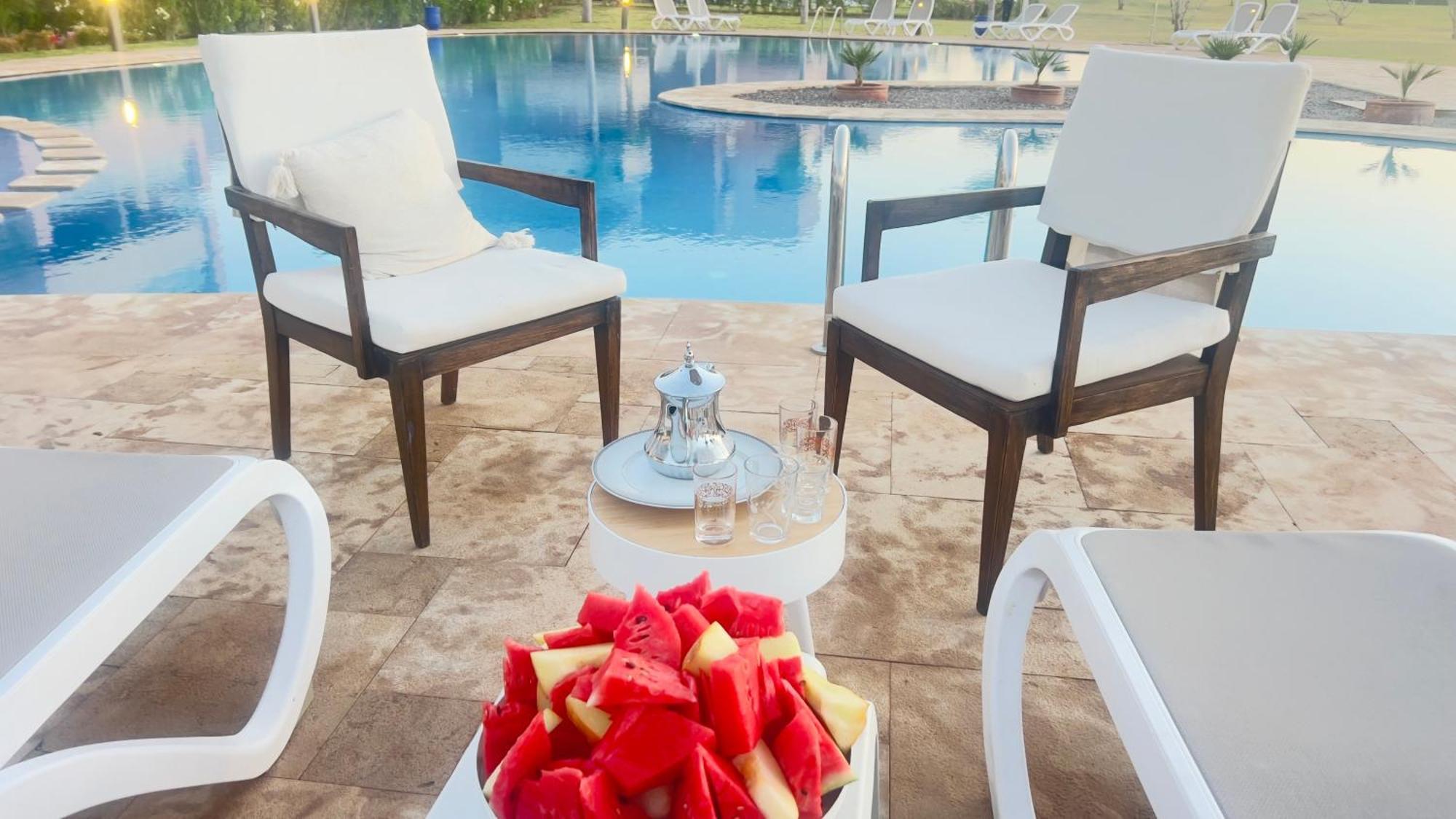 Mini-Villa Situee Dans Une Residence Prestigia A Marrakech, Avec Une Vue Sur La Piscine Et Le Golf Une Securite 24H Sur 24 Et Une Proximite Ideale De L Aeroport 5 Minutes C Est Une Offre Parfaite Pour Des Vacances Marrakesch Exterior foto