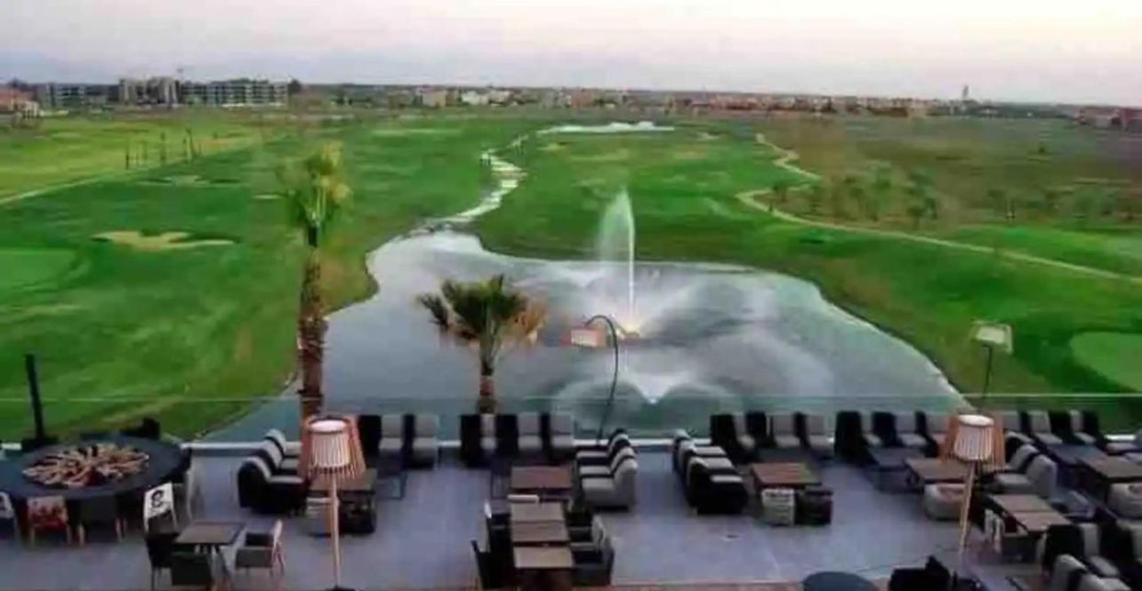 Mini-Villa Situee Dans Une Residence Prestigia A Marrakech, Avec Une Vue Sur La Piscine Et Le Golf Une Securite 24H Sur 24 Et Une Proximite Ideale De L Aeroport 5 Minutes C Est Une Offre Parfaite Pour Des Vacances Marrakesch Exterior foto